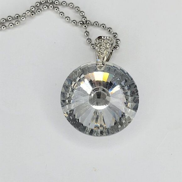 Large Round crystal Pendant Long Necklace - Picture 3 of 7